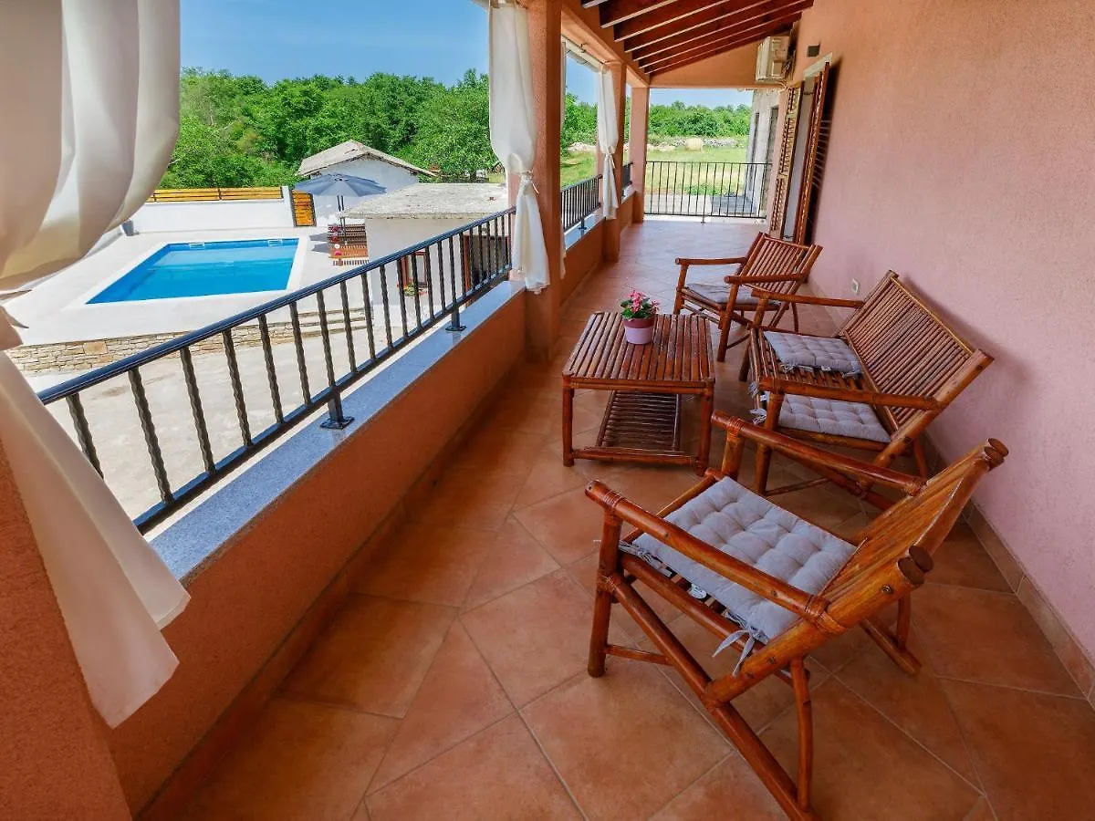 Holiday Home Villa Mate I Kate By Interhome Žminj